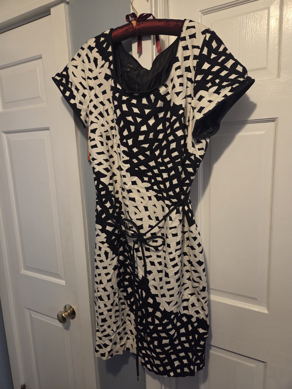 Talbots Black and White Abstract Print Midi Dress